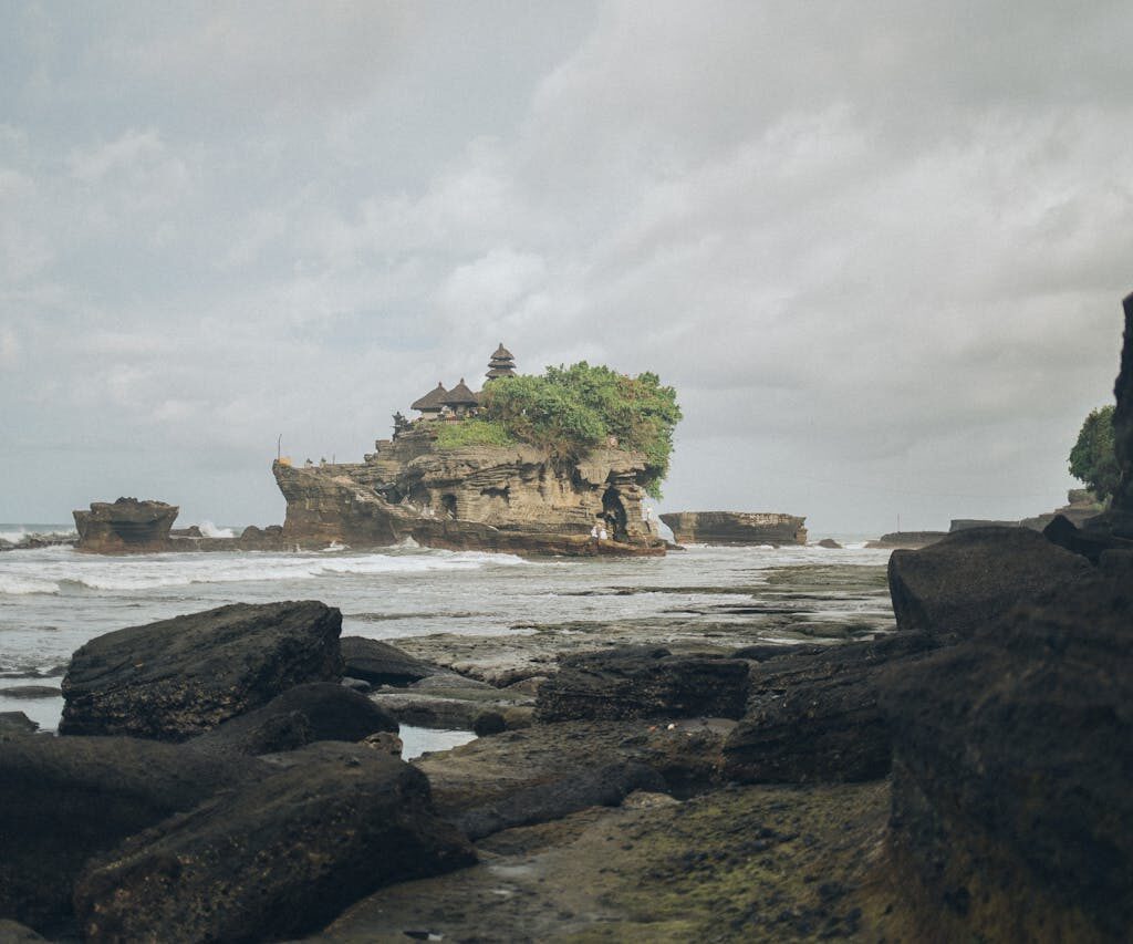 Tanah Lot (Bali)